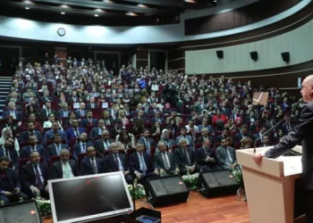 العدالة والتنمية يعتقد أن 2025م سيكون أصعب اقتصاديًّا من 2024م