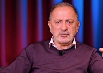 صحفي تركي: العدالة والتنمية يخشى إمام أوغلو