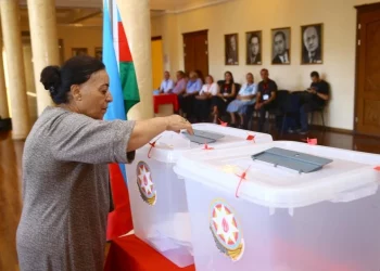 انطلاق عملية الاقتراع في الانتخابات البرلمانية بأذربيجان