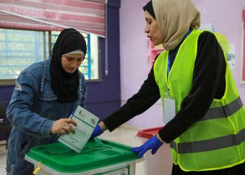الأردن يشهد انتخابات مع تأثر الناخبين بالحرب على غزة