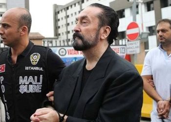 عدنان أوكتار: أستطيع وقف الحرب في فلسطين خلال 15 يومًا