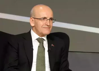 وزير المالية التركي يعلن انخفاض توقعات التضخم