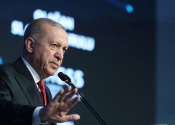 أردوغان: أبوابنا مفتوحة للاجئين من لبنان ونرحب بالتركمان
