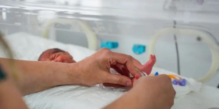 “عصابة الرضع” قضية فساد كبرى تهز تركيا