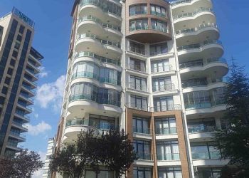 أمريكي يسقط من شرفة منزله في أنقرة