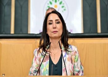 تركيا.. الحزب الكردي يرحب بمقترح بهشالي للإفراج عن أوجلان