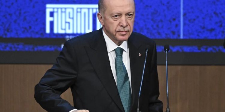 أردوغان: الخطر الإسرائيلي يقترب من تركيا