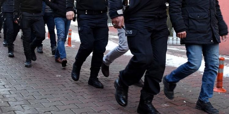 تركيا.. اعتقال 216 شخصا بتهمة الانتماء لداعش