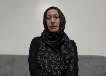 زوجة أحد المختطفين الأتراك في كينيا تروي تفاصيل الواقعة