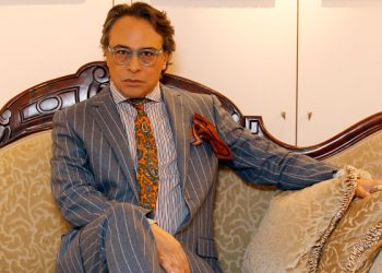 اعتقال مصصم الأزياء التركي الشهير بربروس شانصال في المطار