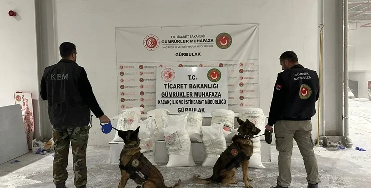 تركيا.. ضبط 4.5 أطنان من المخدرات قادمة من إيران