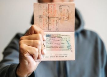 قيود جديدة على تأشيرة شنجن للمواطنين الأتراك