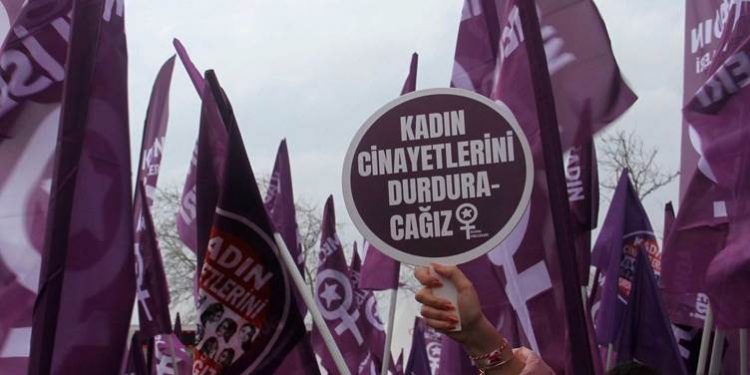 تركيا.. 48 امرأة يقتلن على يد رجال في شهر