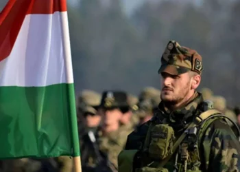 تعليم اللغة التركية للجنود المجريين