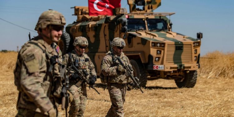 برلماني سابق: العالم قلق من تركيا بعد دورها في سوريا