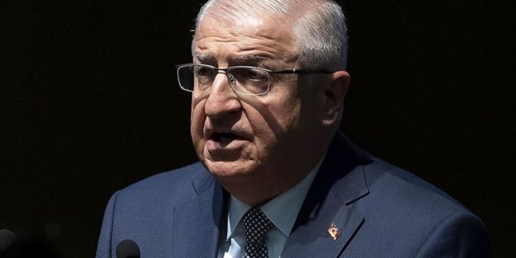 وزير الدفاع التركي: لا نكن عداوة تجاه أكراد العراق وسوريا