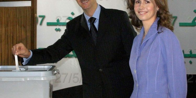 هل تخضع أسماء الأسد للعزل الصحي؟