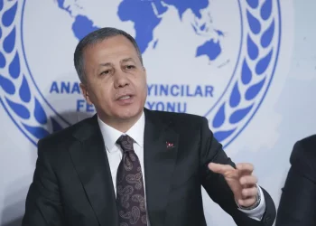 كم عدد السوريين الذين عادوا من تركيا خلال 21 يومًا؟