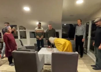 “المسيح التركي” يحتفل بعيد ميلاده!