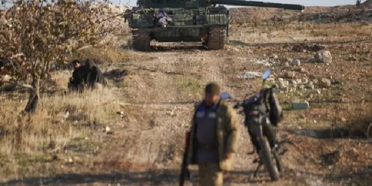 قوات الأسد تعتقل كل من يملك سلاحا في ريف دمشق