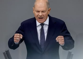 شولتس: المهاجرون جزء لا يتجزأ من ألمانيا