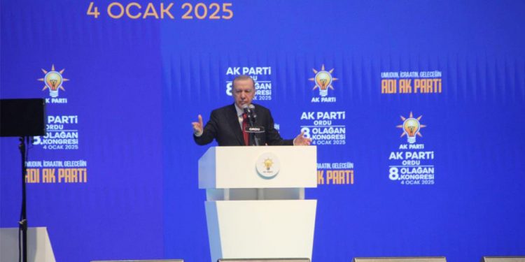 أردوغان: نخطط للنقل بالسكك الحديدية بين أنقرة والبحر الأسود وجورجيا