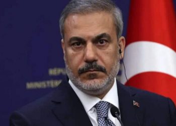 تركيا تتعهد بحماية الأقلّية والأكثرية في سورية