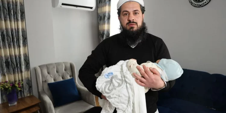 تعيين وصي على طفل تركي رفض والداه تطعيمه