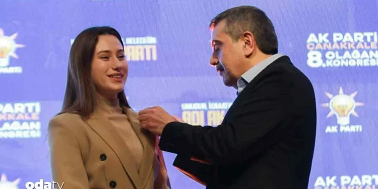 أصغر عمدة بلدية تنضم إلى حزب العدالة والتنمية