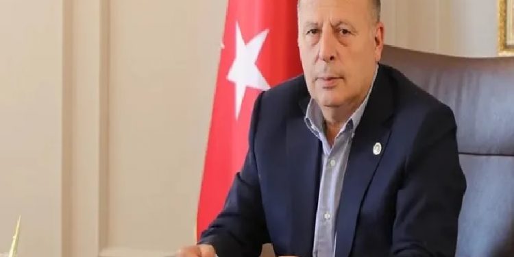 زعيم المعارضة: أردوغان يستقطب عمد البلديات للانضمام لحزبه