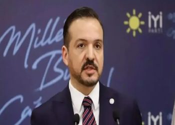 تركيا: المتحدث السابق باسم حزب الجيد يستقيل من صفوف الحزب