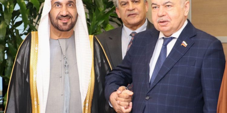 رئيس البرلمان العربي يناقش مع ممثل بوتين أزمات الشرق الأوسط