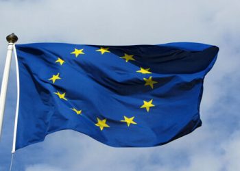 الاتحاد الأوروبي يجمد العقوبات الاقتصادية المفروضة على سوريا