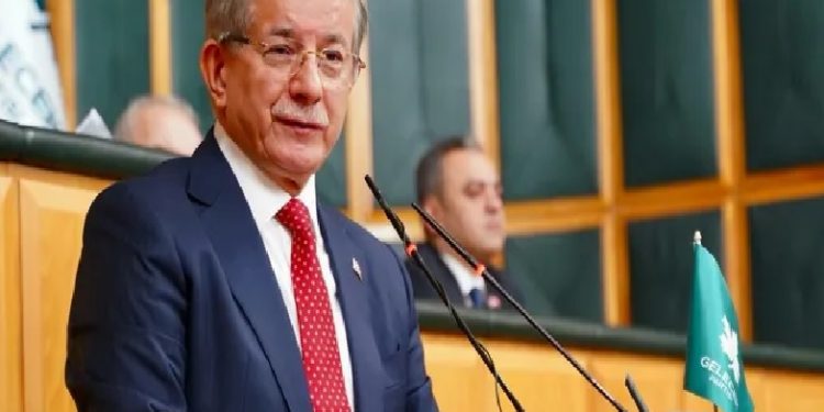 داود أوغلو يقترح مشاركة أردوغان في القمة العربية بشأن غزة