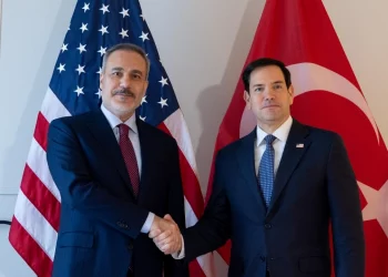 وزير خارجية تركيا يلتقي نظيره الأمريكي