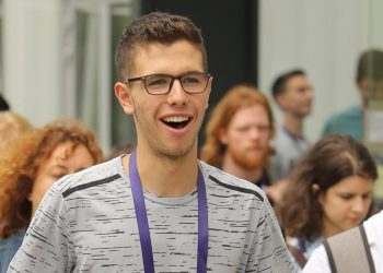 نجل بشار الأسد يكشف تفاصيل الهروب إلى موسكو