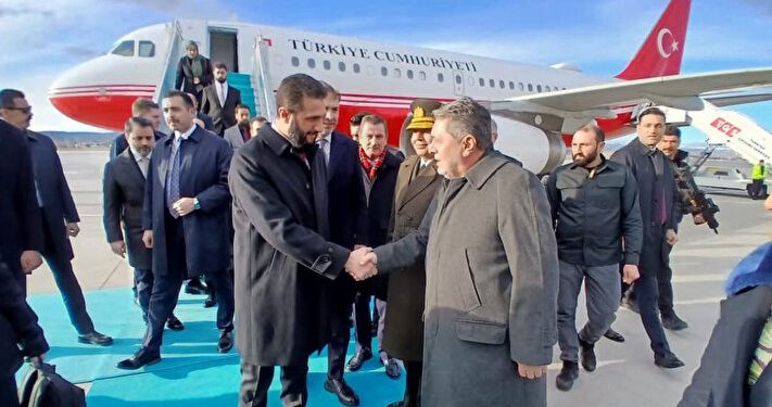 أحمد الشرع يلتقي أردوغان في المجمع الرئاسي