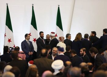 الحوار السوري ينص على “إعلان دستوري” ويرفض الاعتداءات الإسرائيلية