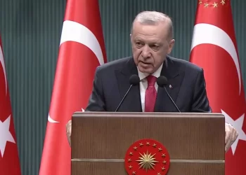 أردوغان يدافع عن الشرع في أزمة الساحل السوري