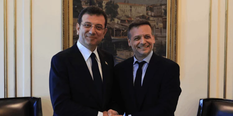 عمدة أثينا: تركيا تعتقل أقوى خصوم أردوغان