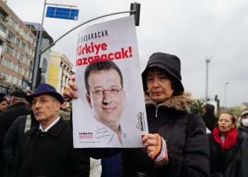 رئيس بلدية إسطنبول يأسف لـ”تخاذل” الغرب في الردّ على اعتقاله