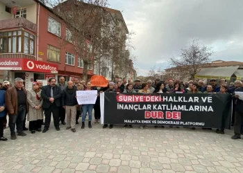 احتجاجات في تركيا تنديدًا بالمذابح ضد العلويين في سوريا