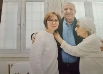 تركيا.. الصورة الأولى لزعيم حزب النصر من السجن