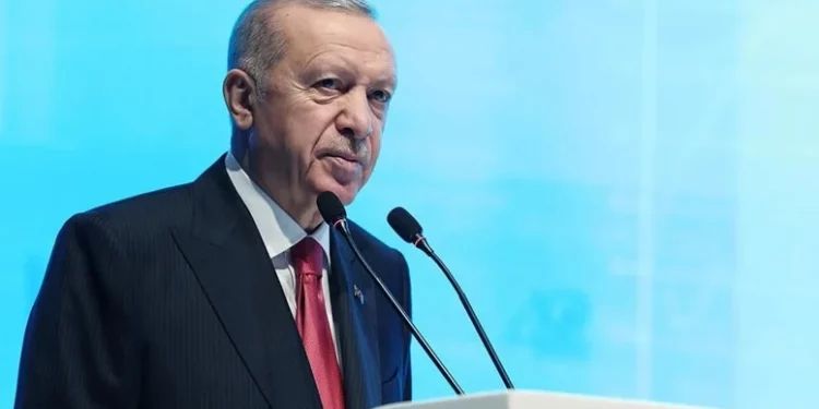 أردوغان يجري اتصالاً بزعيم أوروبي بعد أزمة ترامب-زيلينسكي