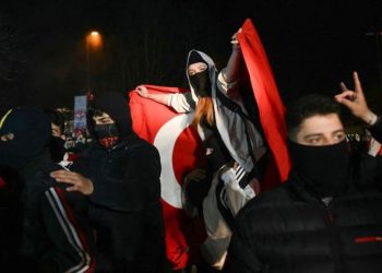 1500 معتقل في تركيا مع تحدي المتظاهرين لحملة القمع