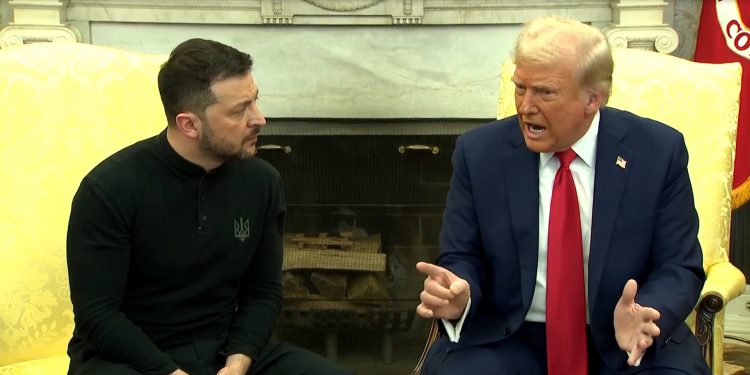 زيلينيسكى يطلق النار على نفسه!