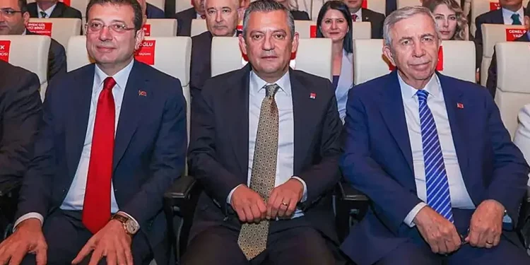 تركيا.. المعارضة تكشف مرشحها الرئاسي البديل إذا استمر اعتقال إمام أوغلو