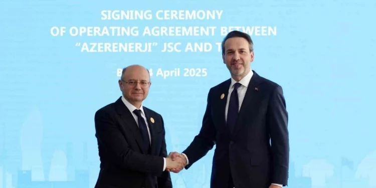 تركيا وأذربيجان توقعان اتفاقية تعاون في مجال الطاقة