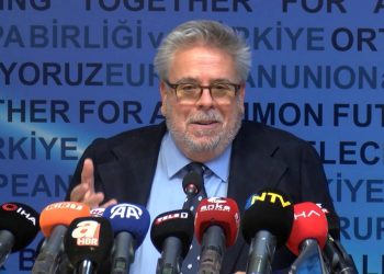 مقرر الاتحاد الأوروبي: مستقبل تركيا يبدأ من سجن سيلفري