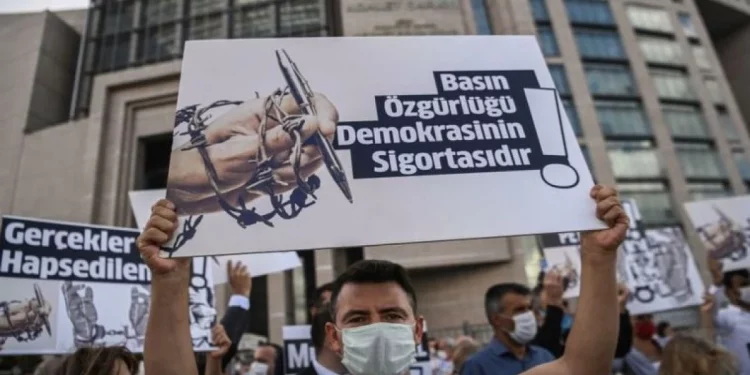 تركيا تحتل المرتبة 159 عالمياً في حرية الصحافة لعام 2025م